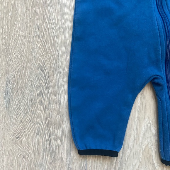 Nike One Piece - Size 6M - Picture 4 of 11